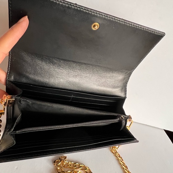 🌺AUTH. GUCCI MARMOT CROSSBODY  WALLET 🌺 - Picture 5 of 16